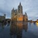 Catedral de León desde el final de la calle Ancha