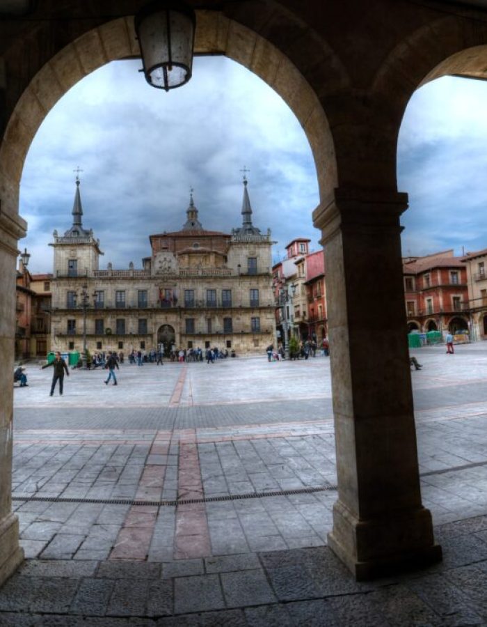 Soportales plaza Mayor de día