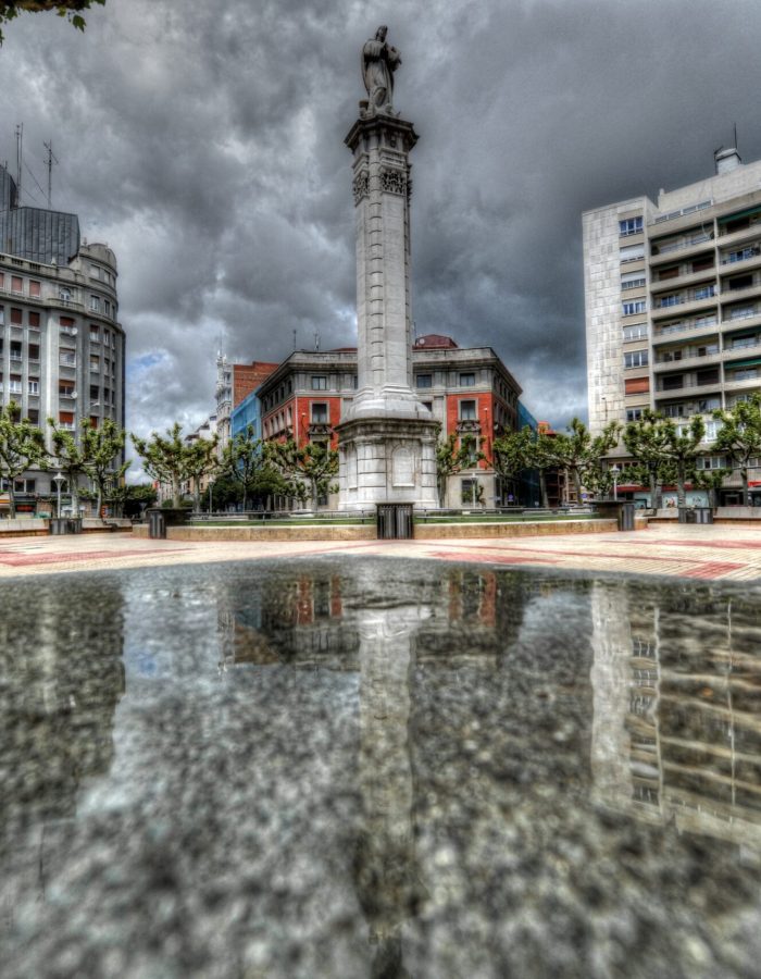 Reflejo de la plaza de la Inmaculada