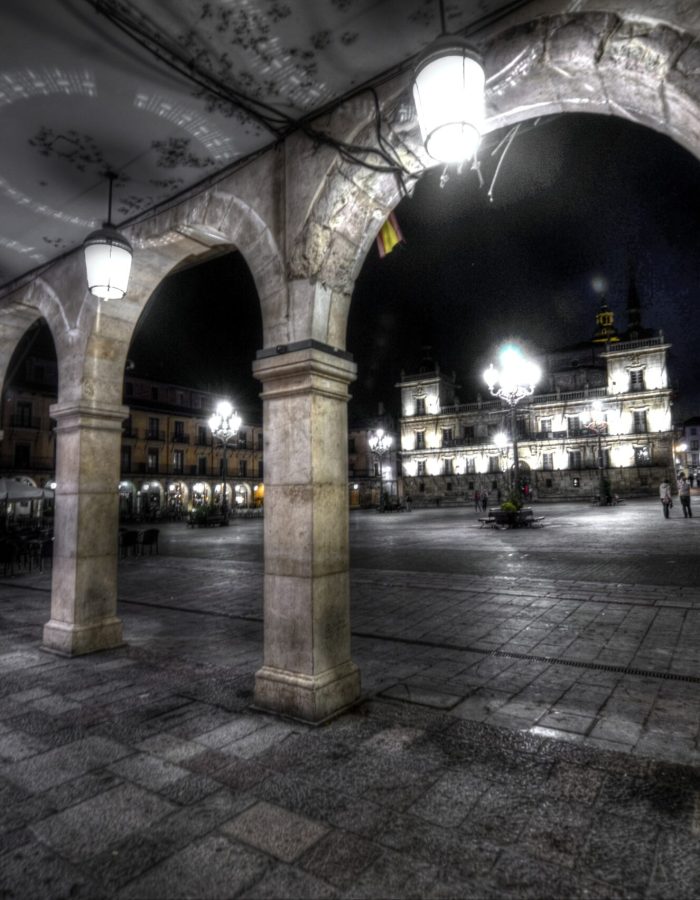 Soportales plaza Mayor de noche